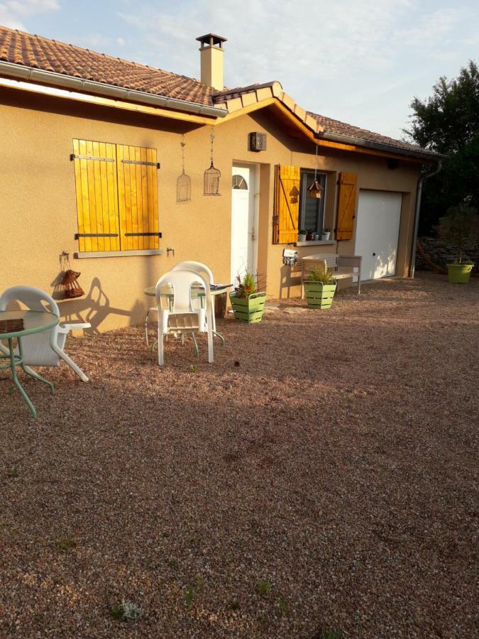 Chez Isa Apartment Massilly Exterior photo